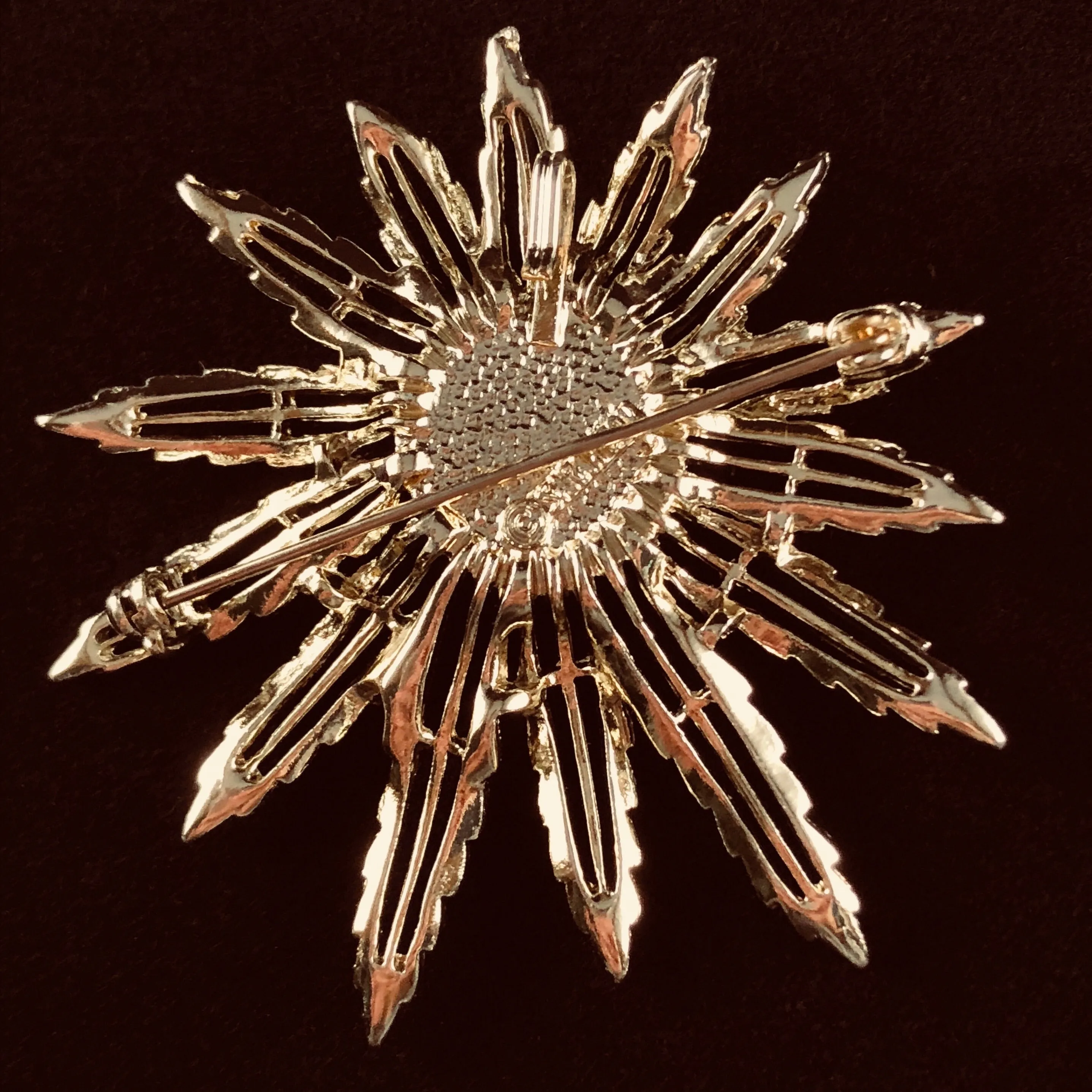 1961 Sarah Coventry Star Burst Brooch