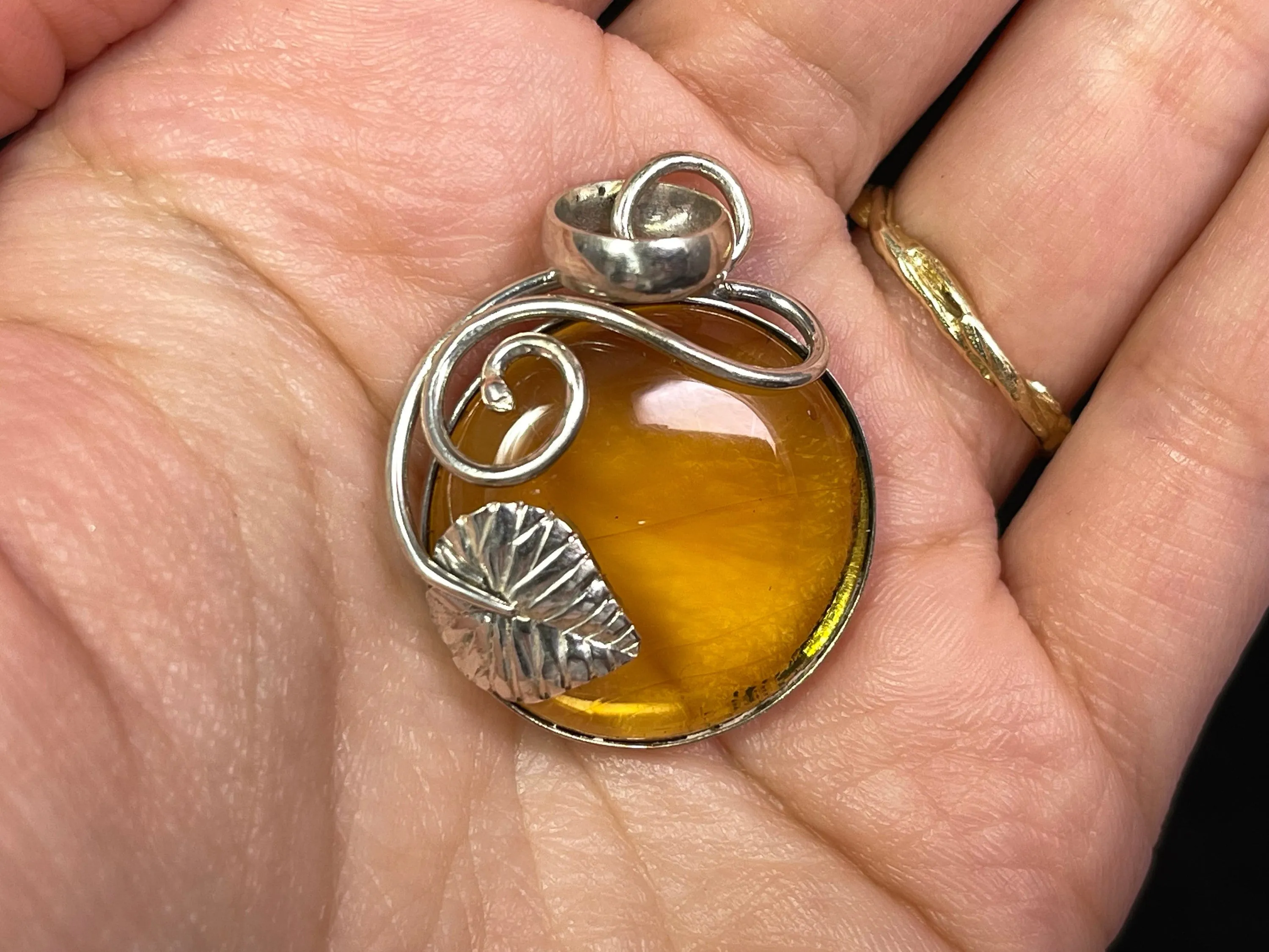 AMBER Pendant - Sterling Silver - Crystal Pendant, Fine Jewelry, Healing Crystals and Stones, L2272