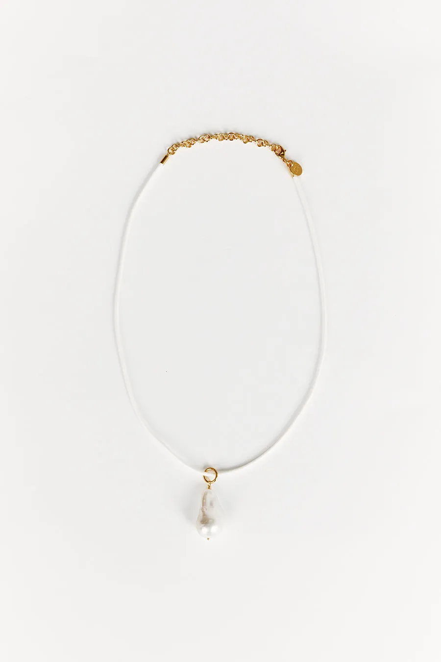 AMBER SCEATS INES PEARL NECKLACE