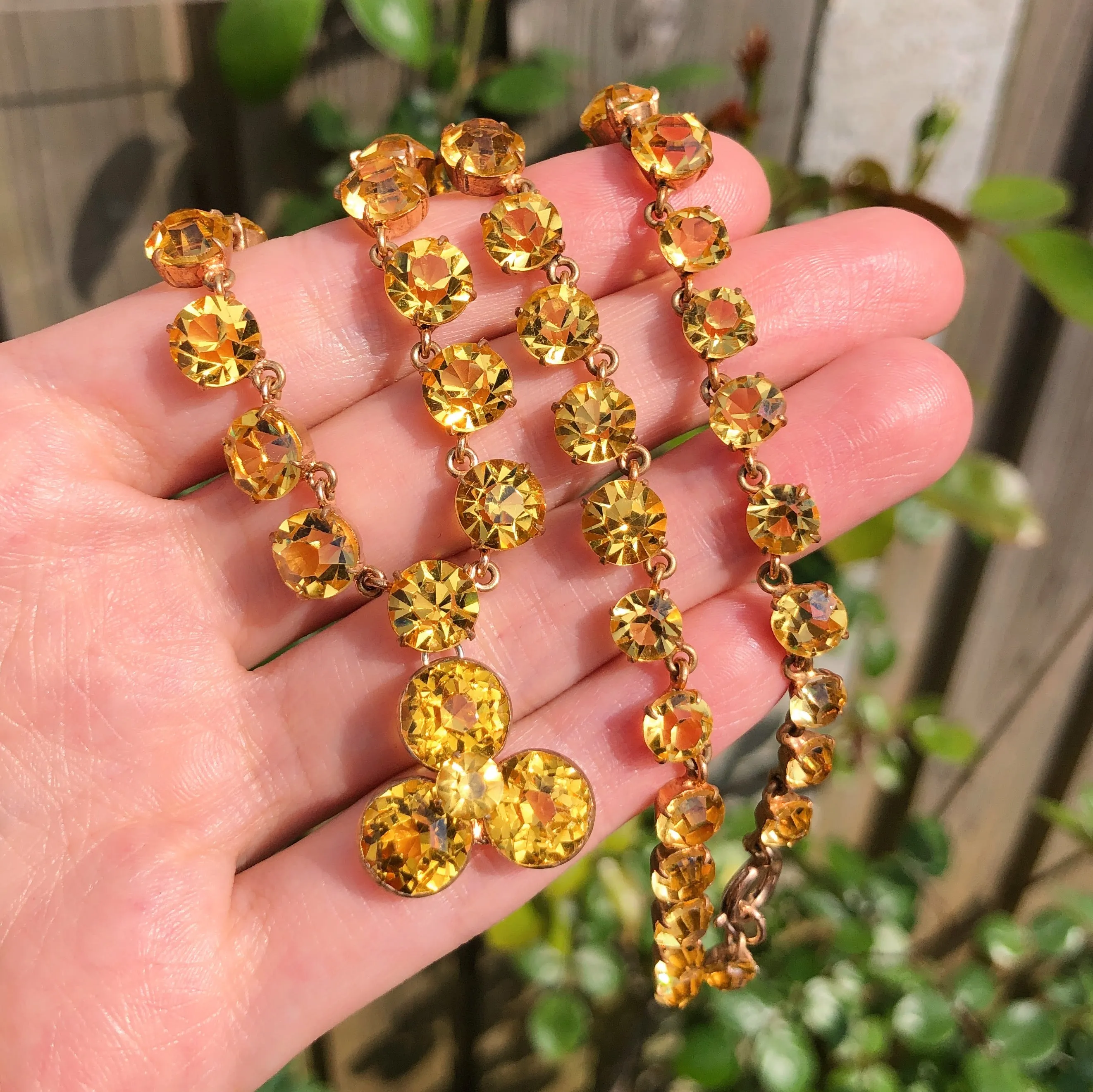 Antique Amber Paste Trefoil Rivière Necklace