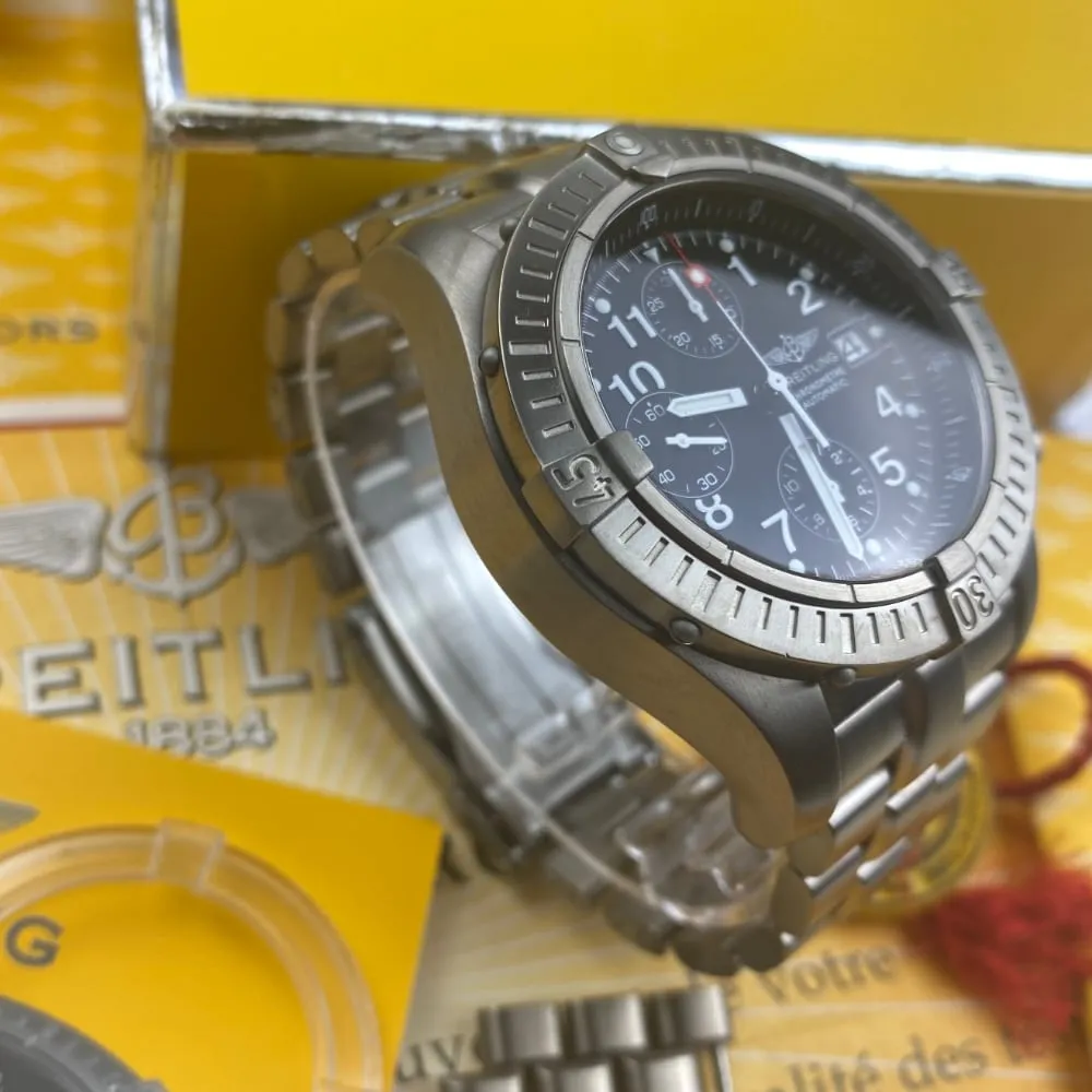 Breitling Chrono Avenger E13360 (2003)