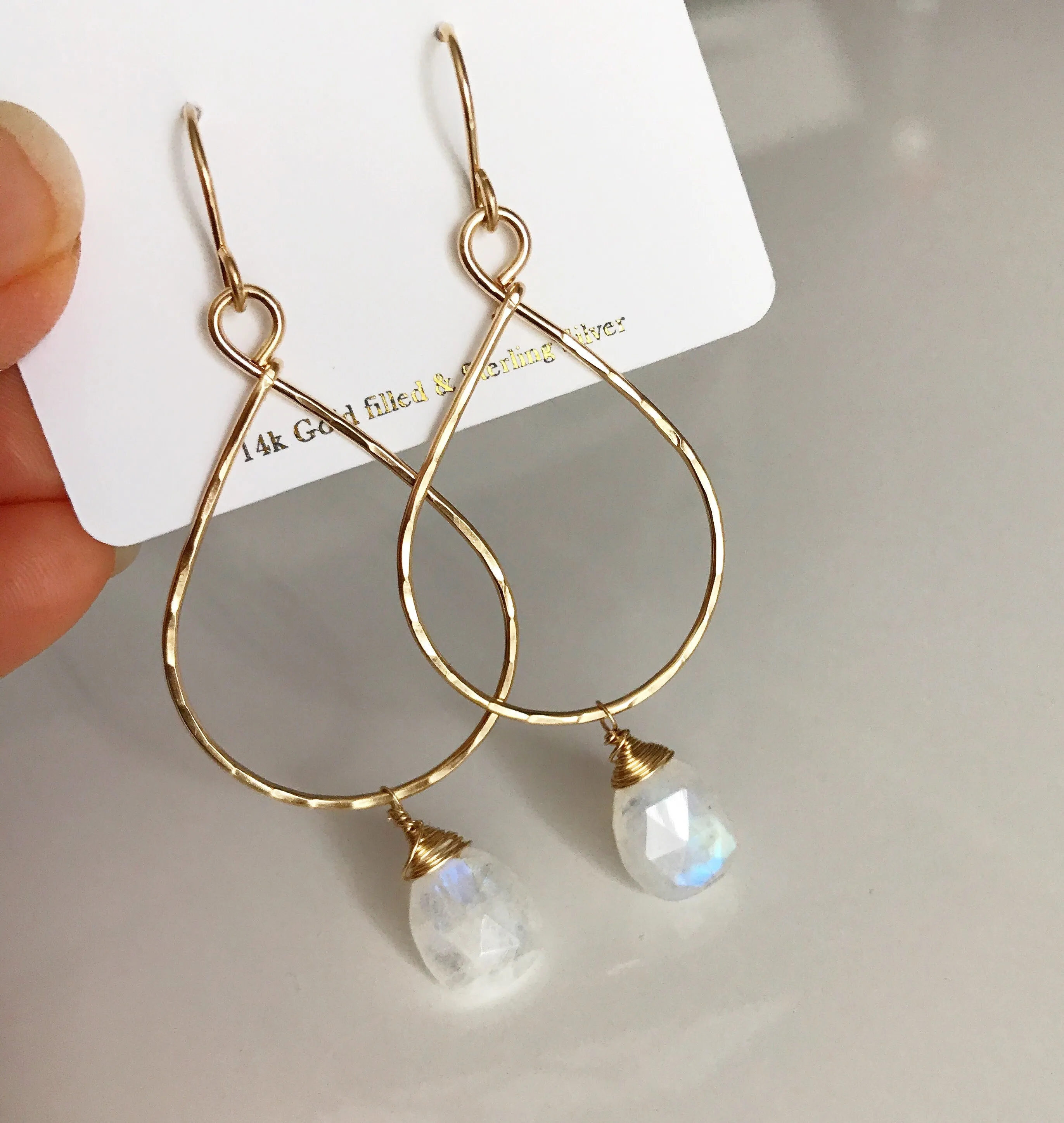 Earrings Nerida -moonstone (E320)