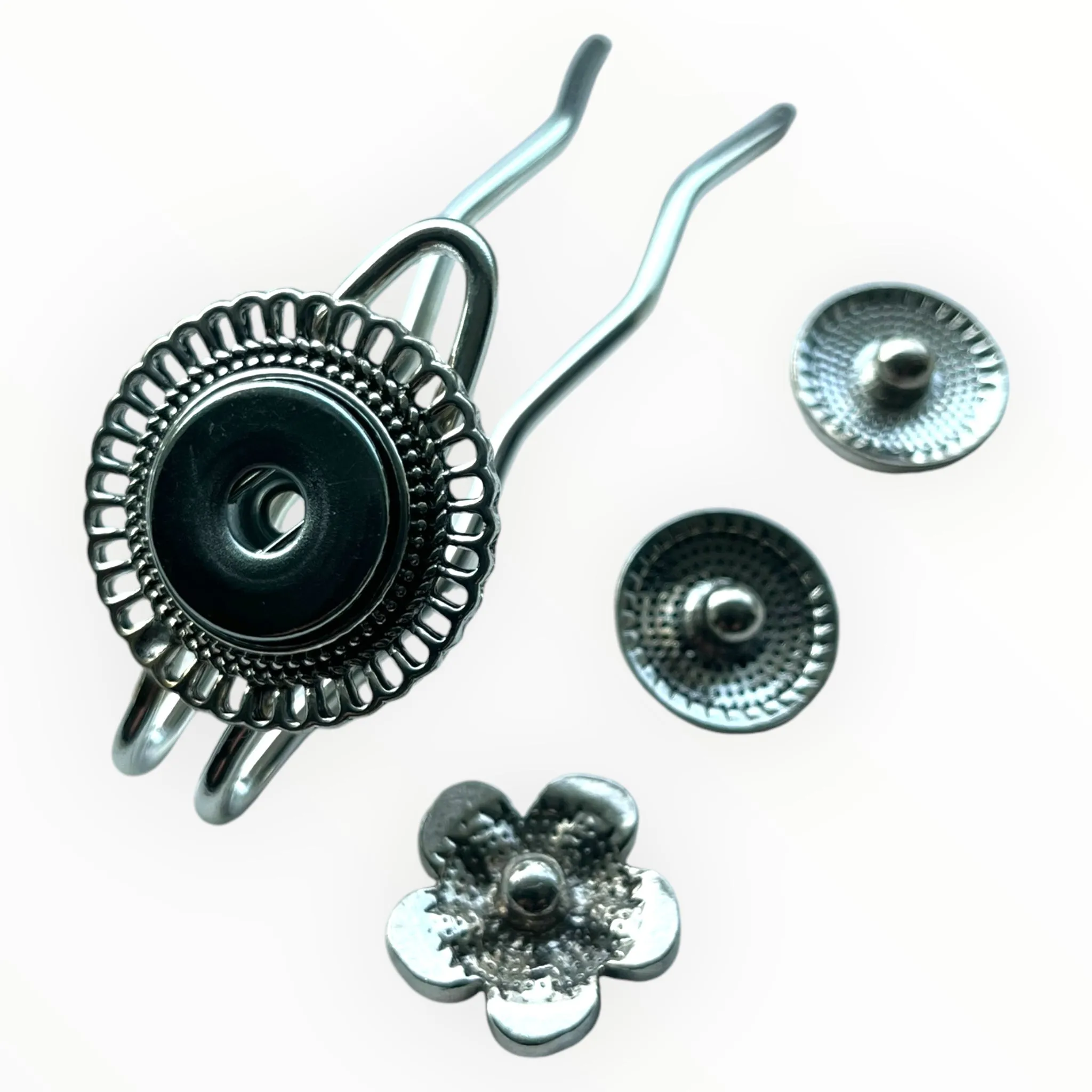 Hairpin Round- HAIRACCESSOIRE - haarpin incl. 3 gratis clickbuttons naar keuze