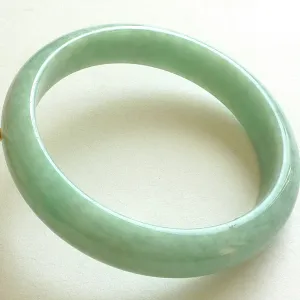 Natural Jade Bangle Jadeite Bangle Internal Diameter 58mm BER779