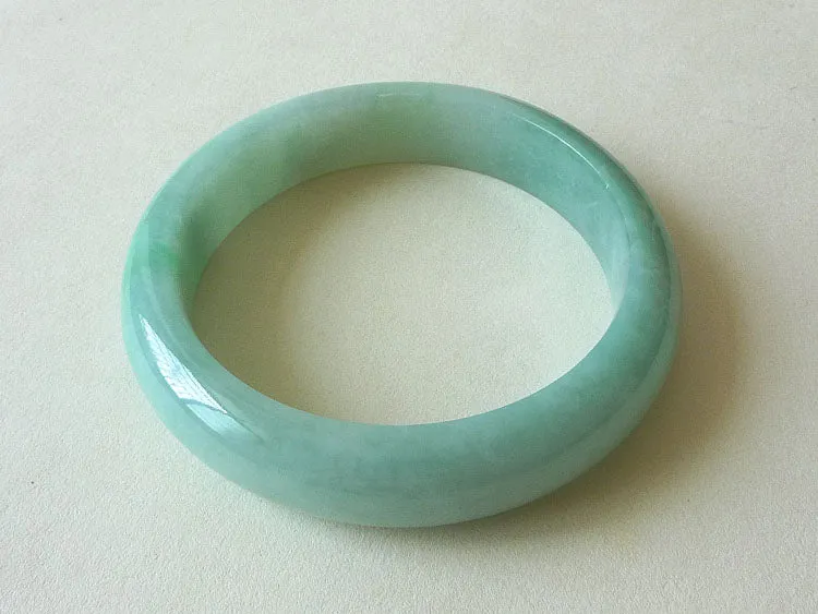 Natural Jade Bangle Jadeite Bangle Internal Diameter 59mm BER003