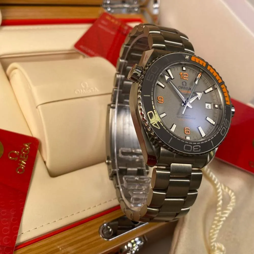 Omega Seamaster Planet Ocean 215.90.44.21.99.001 (2017)