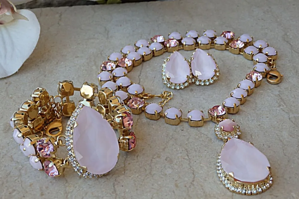 PALE  PINK NECKLACE