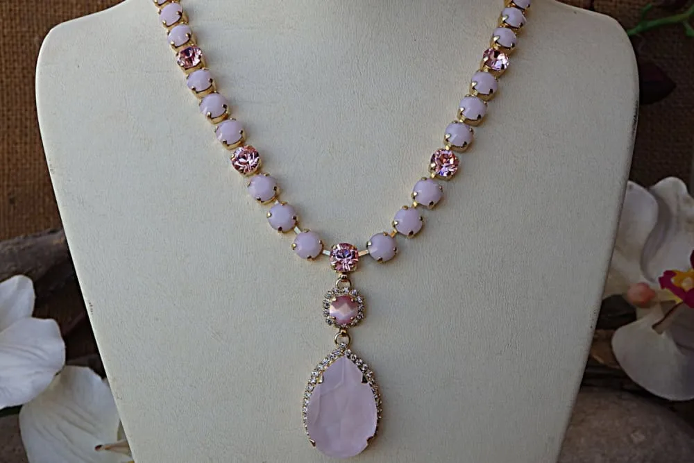 PALE  PINK NECKLACE