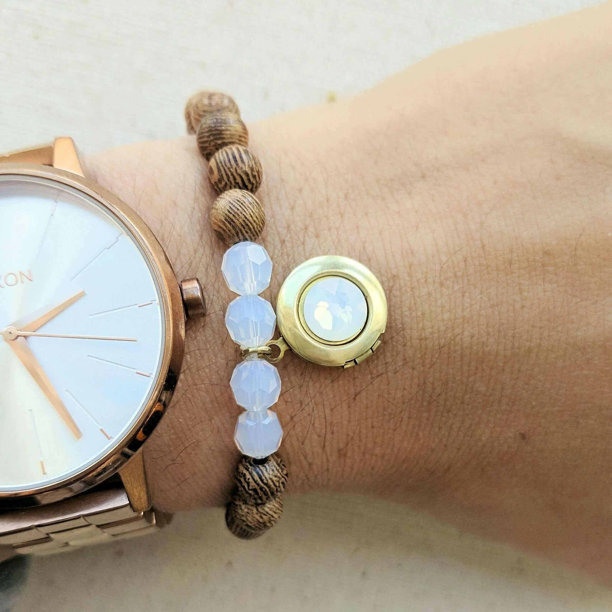 "OPAL COCONUT" WOOD BEAD LOCKET BRACELET