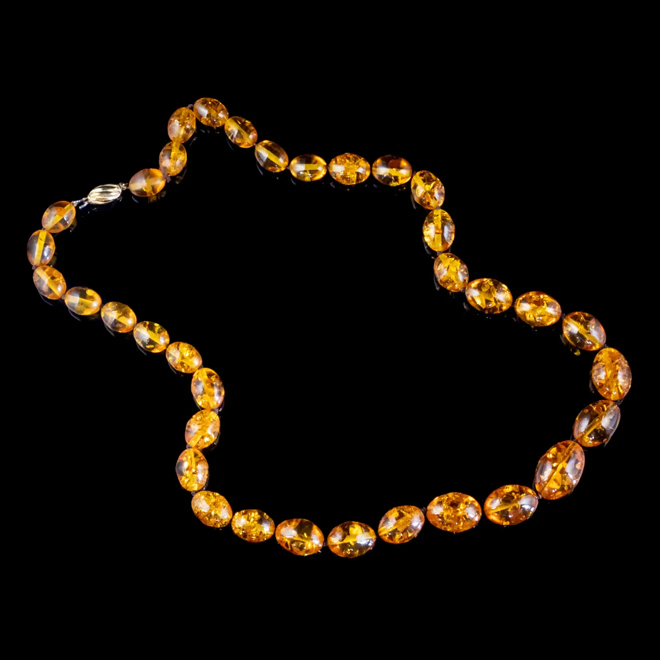 Vintage Amber Bead Necklace 18ct Gold Clasp