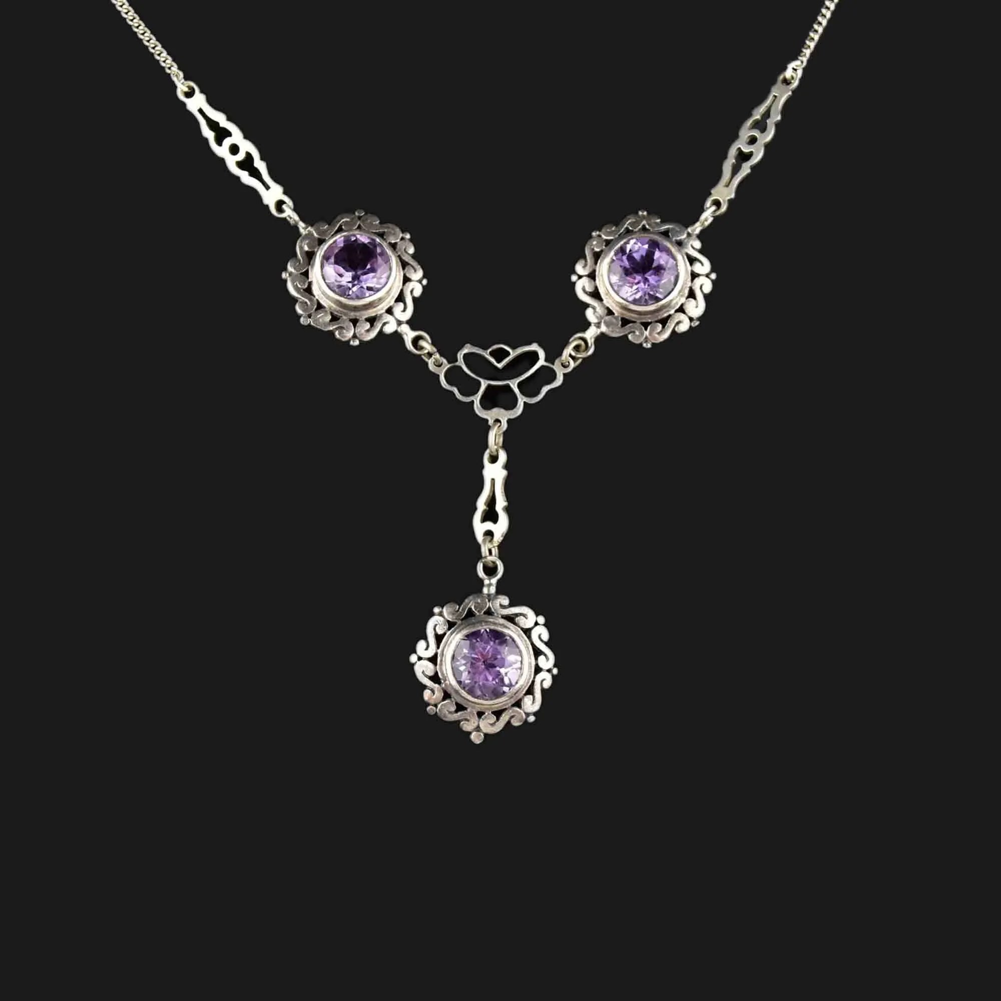 Vintage Art Deco Style Silver Amethyst Necklace