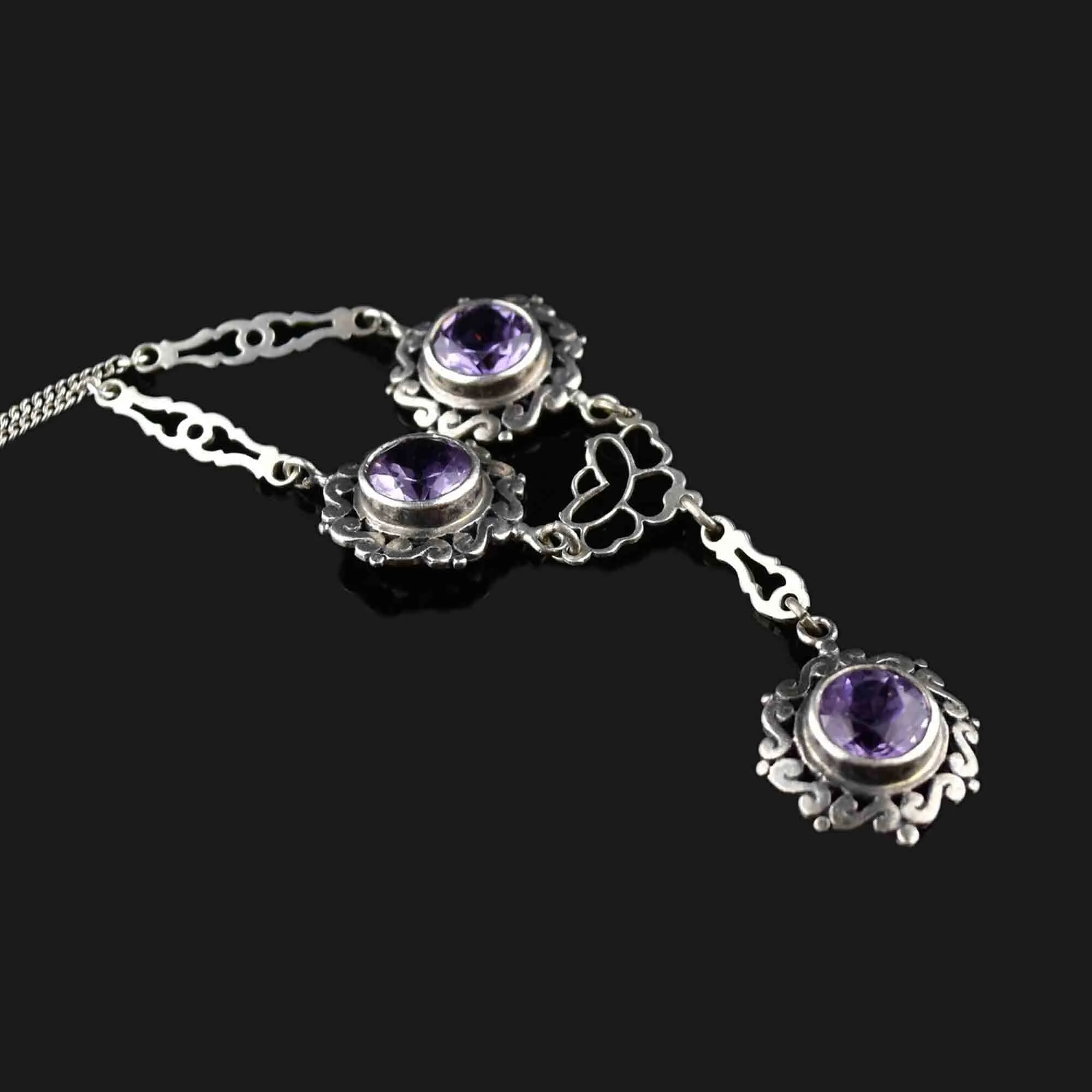 Vintage Art Deco Style Silver Amethyst Necklace