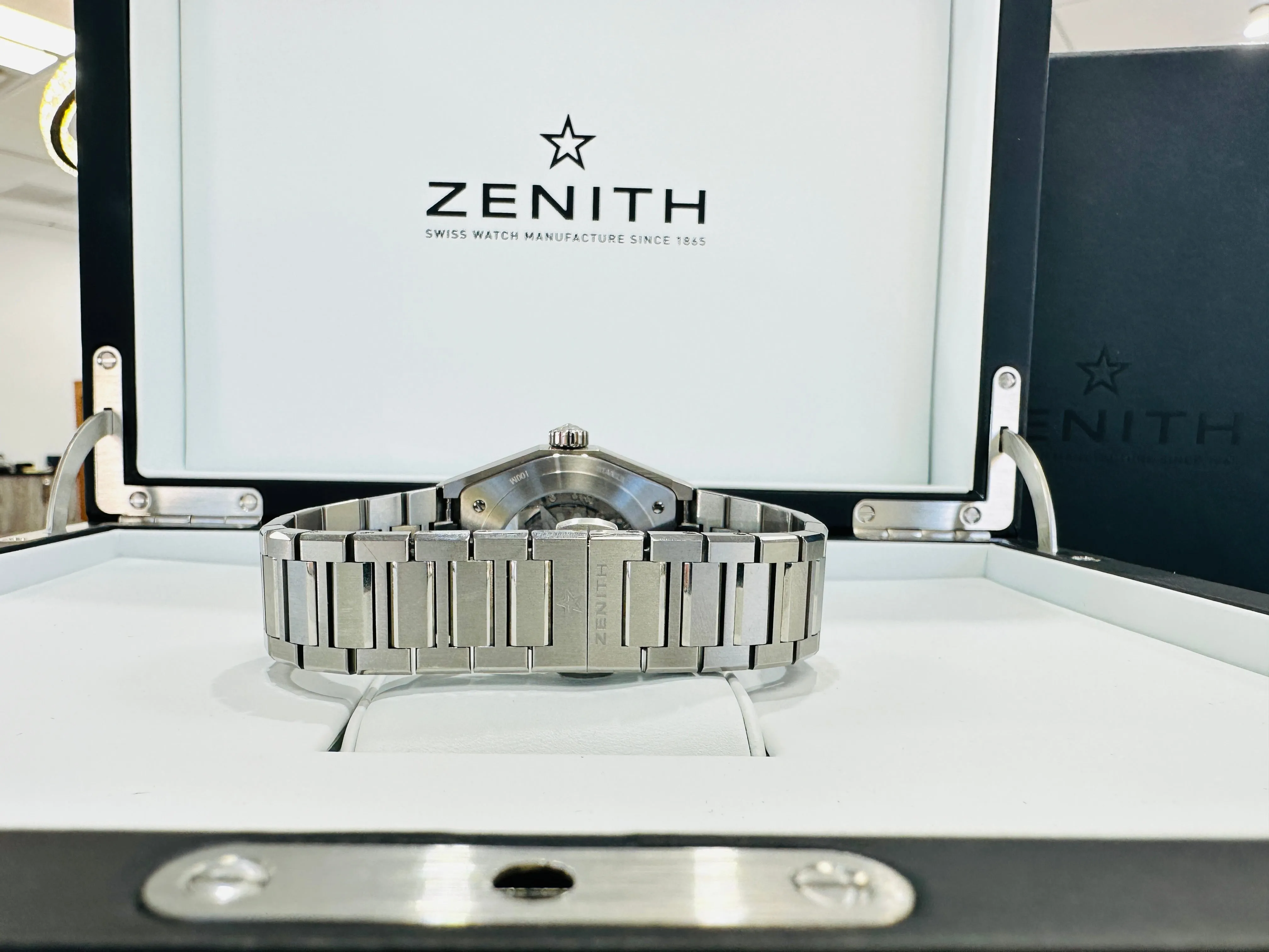 Zenith Defy Classic 41mm Titanium Skeleton Dial Ref-95.9000.670/78.M9000 Box and Papers