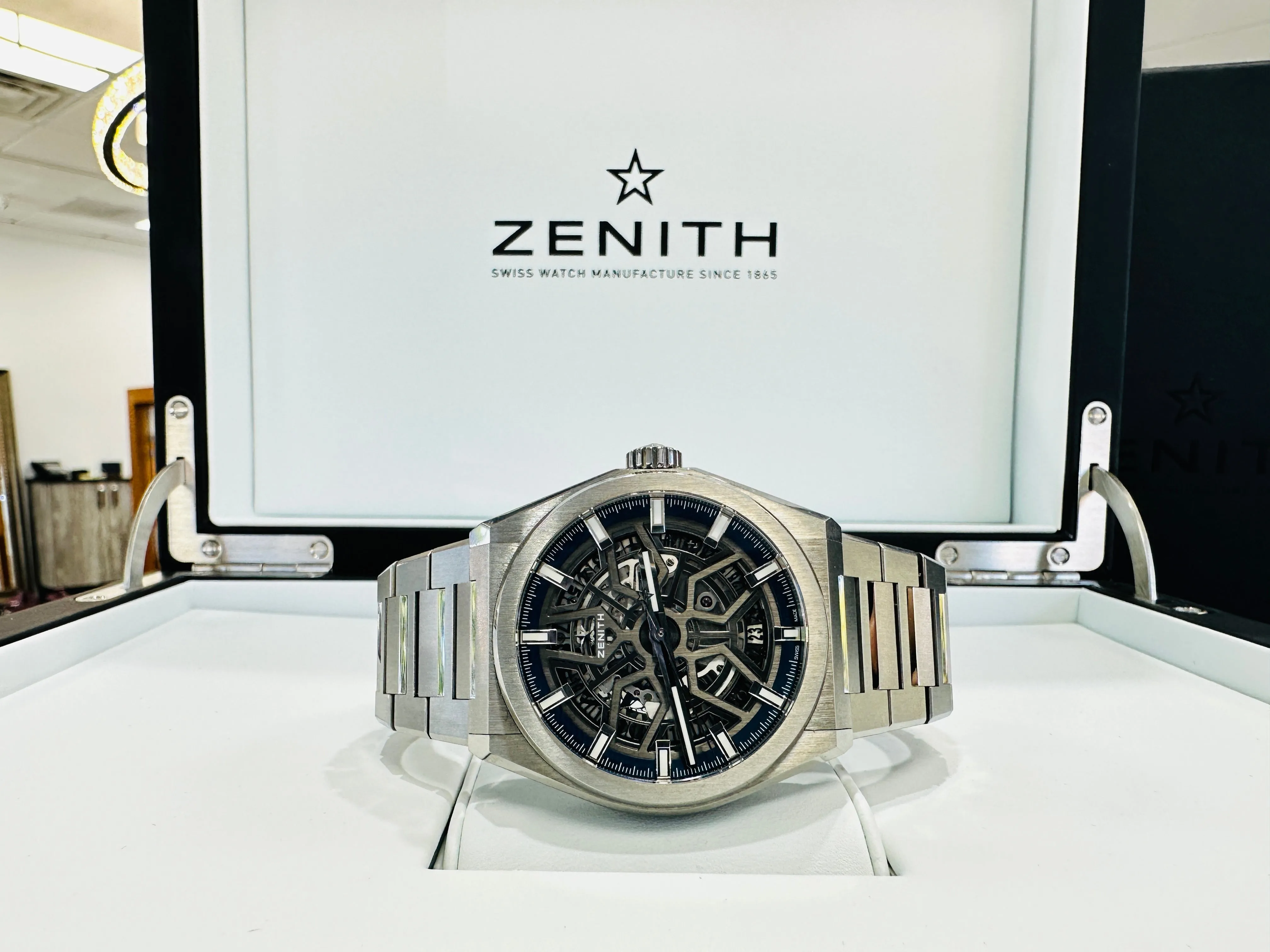 Zenith Defy Classic 41mm Titanium Skeleton Dial Ref-95.9000.670/78.M9000 Box and Papers