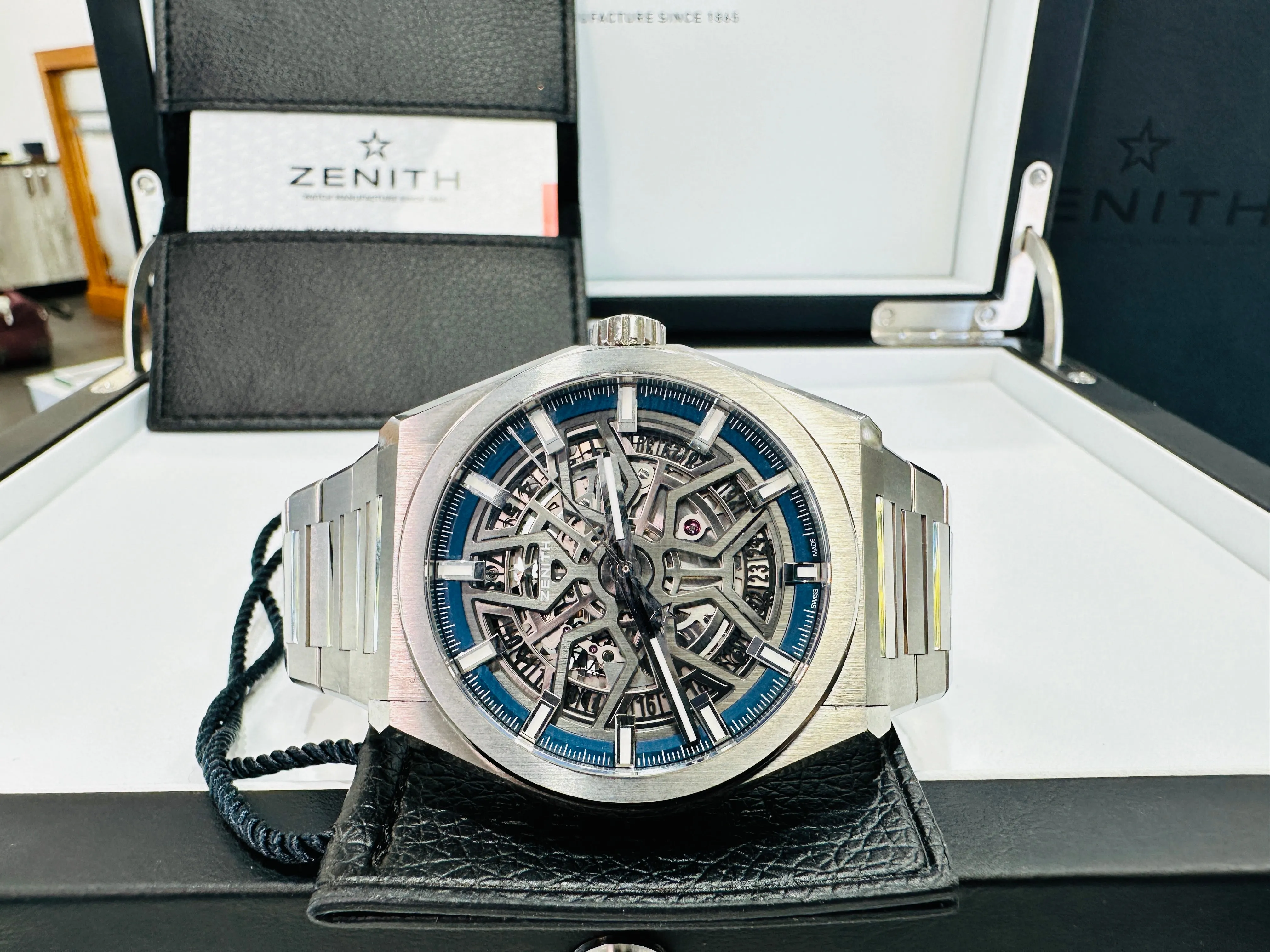 Zenith Defy Classic 41mm Titanium Skeleton Dial Ref-95.9000.670/78.M9000 Box and Papers